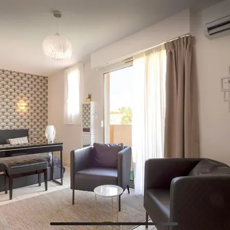 Logement Prive De Standing - Climatise Moyen Et Long Sejour *
